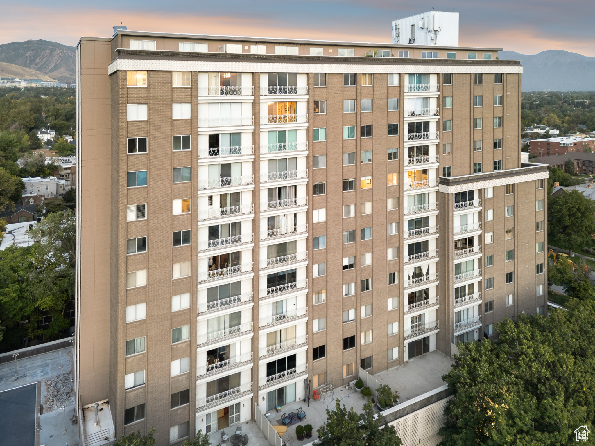 BONNEVILLE T - Residential