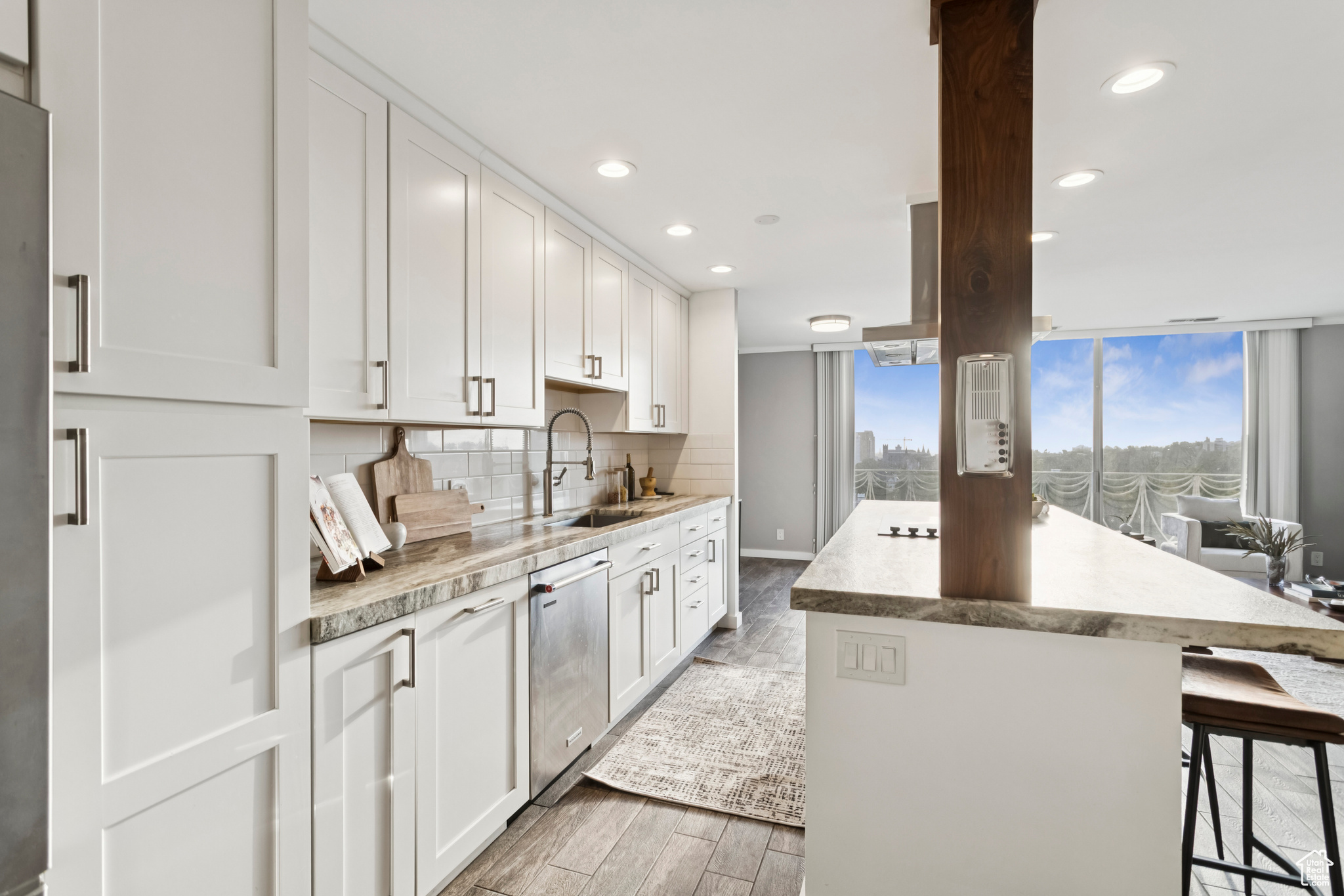 BONNEVILLE T - Residential