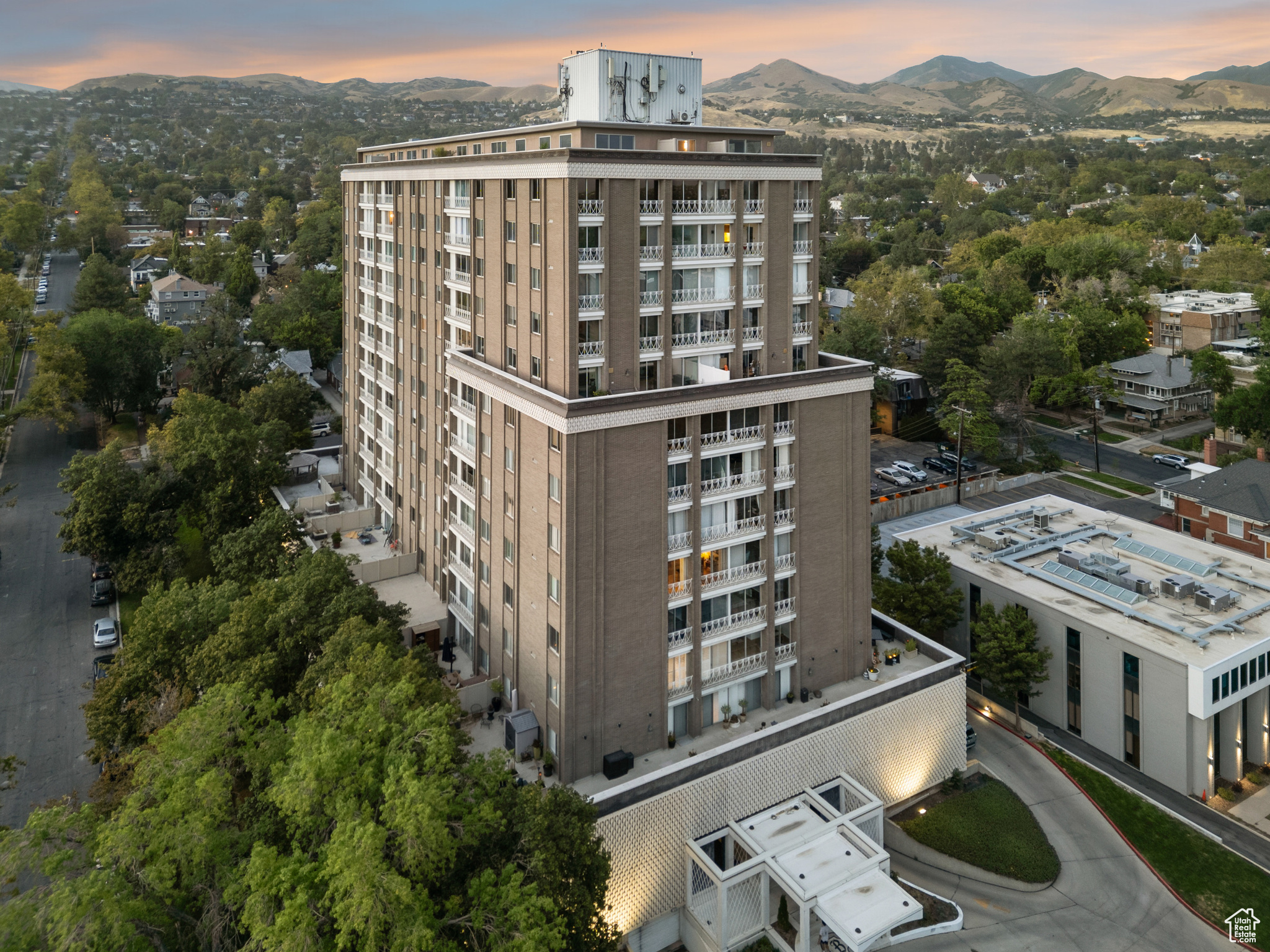 BONNEVILLE T - Residential