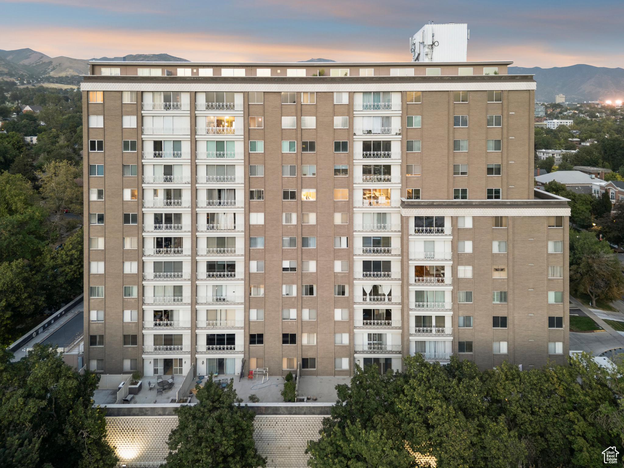 BONNEVILLE T - Residential