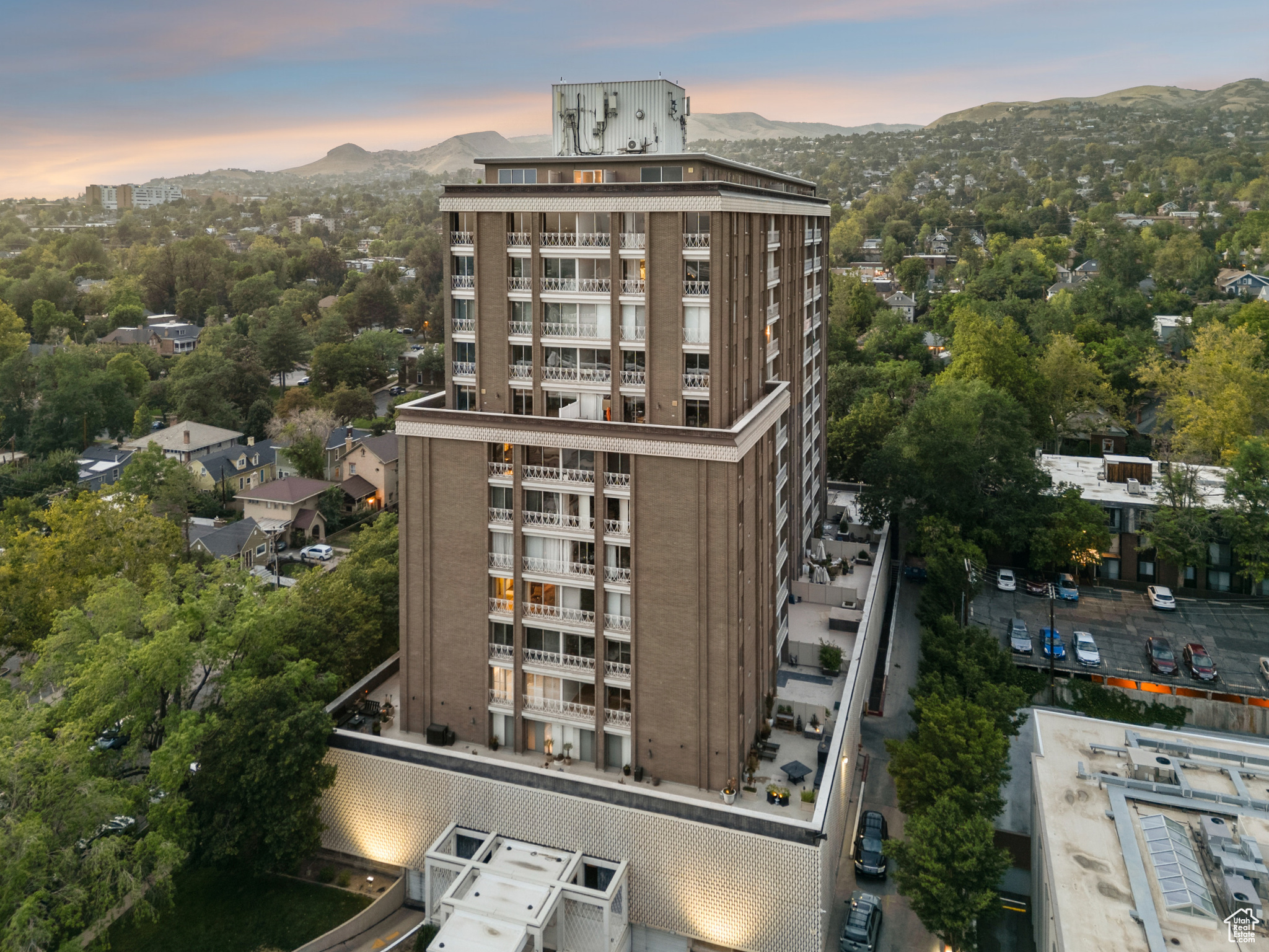 BONNEVILLE T - Residential