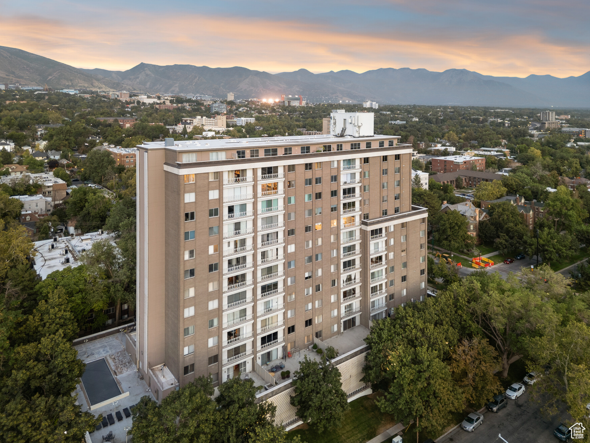 BONNEVILLE T - Residential