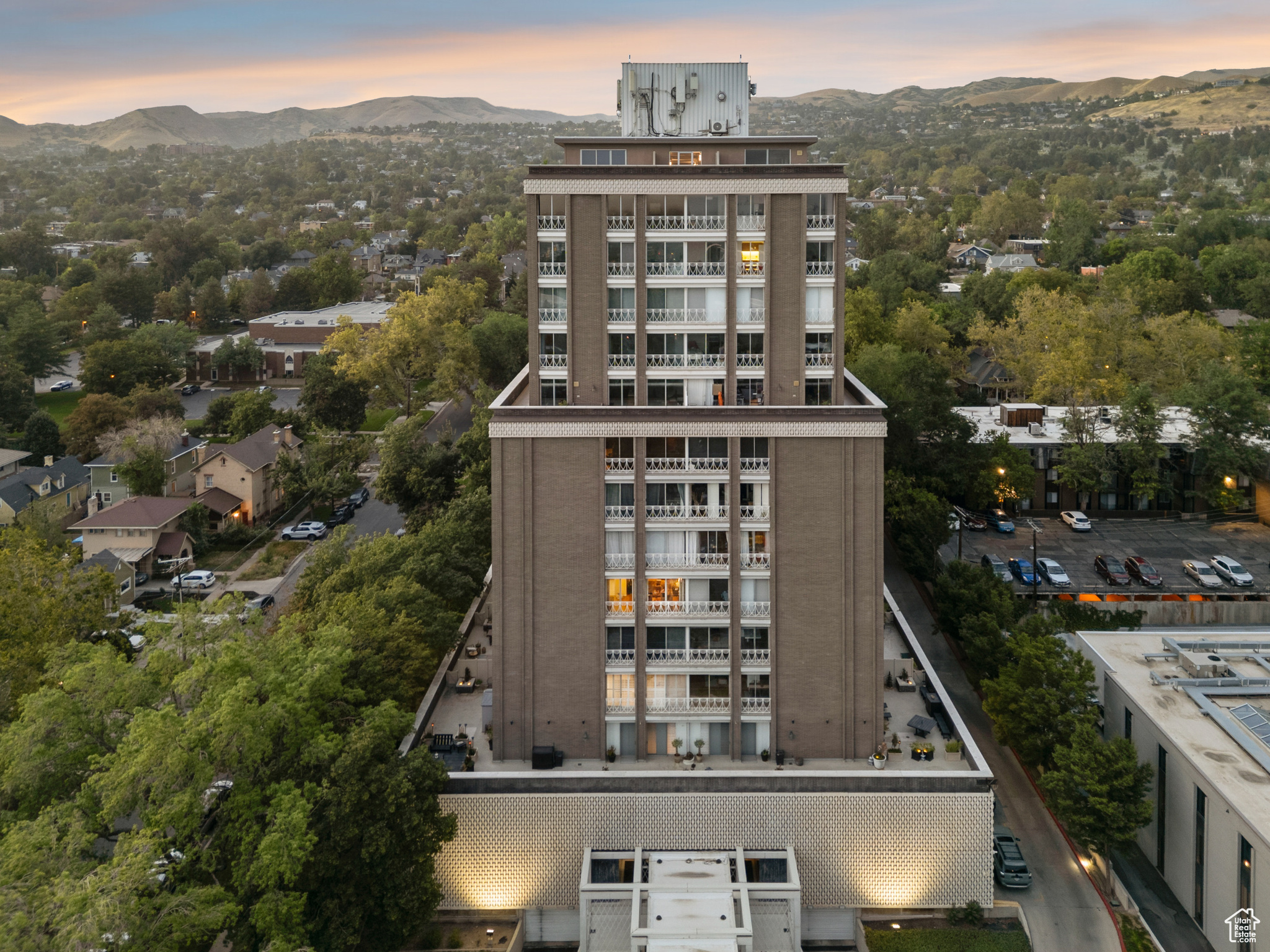 BONNEVILLE T - Residential