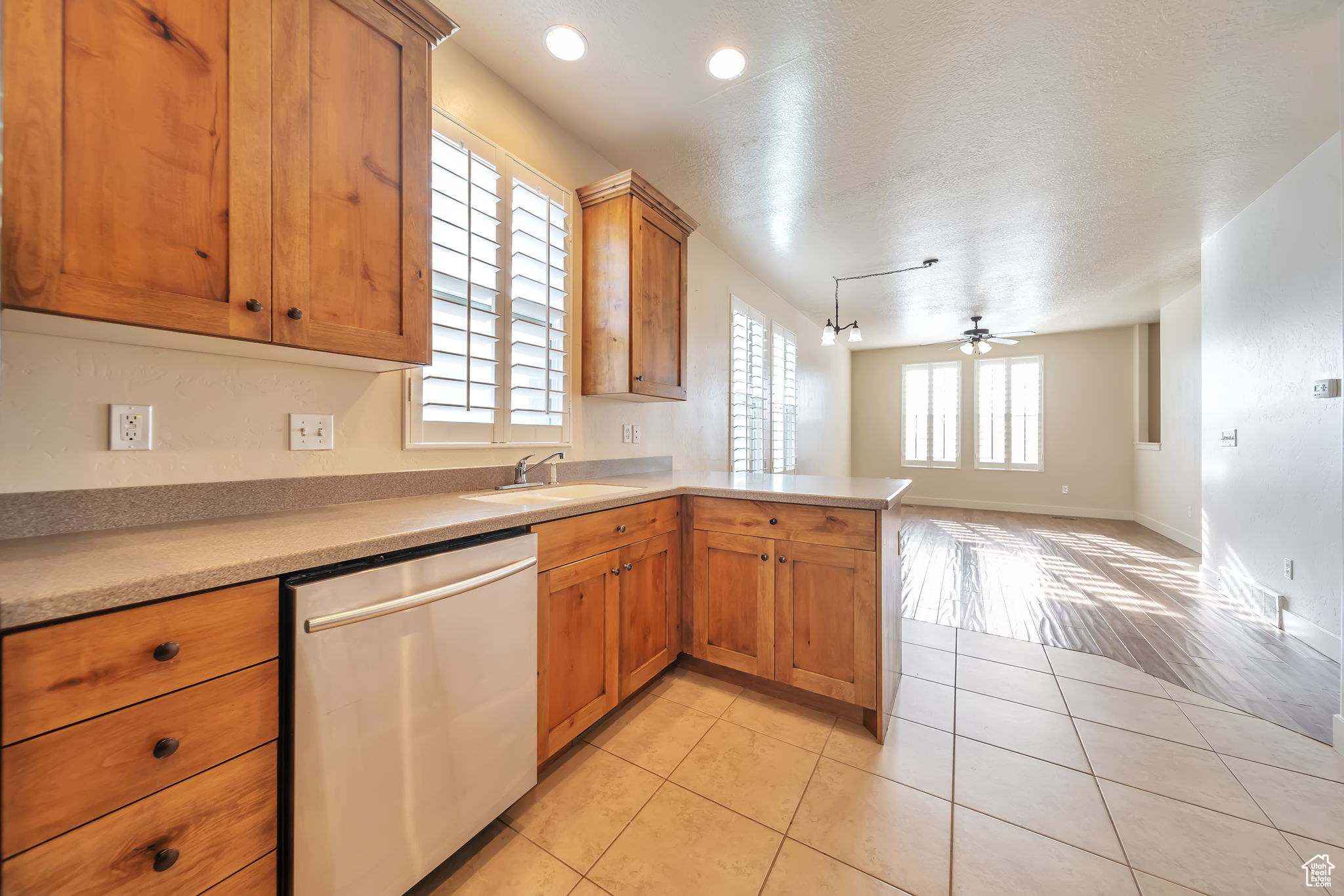 KENNECOTT - Residential