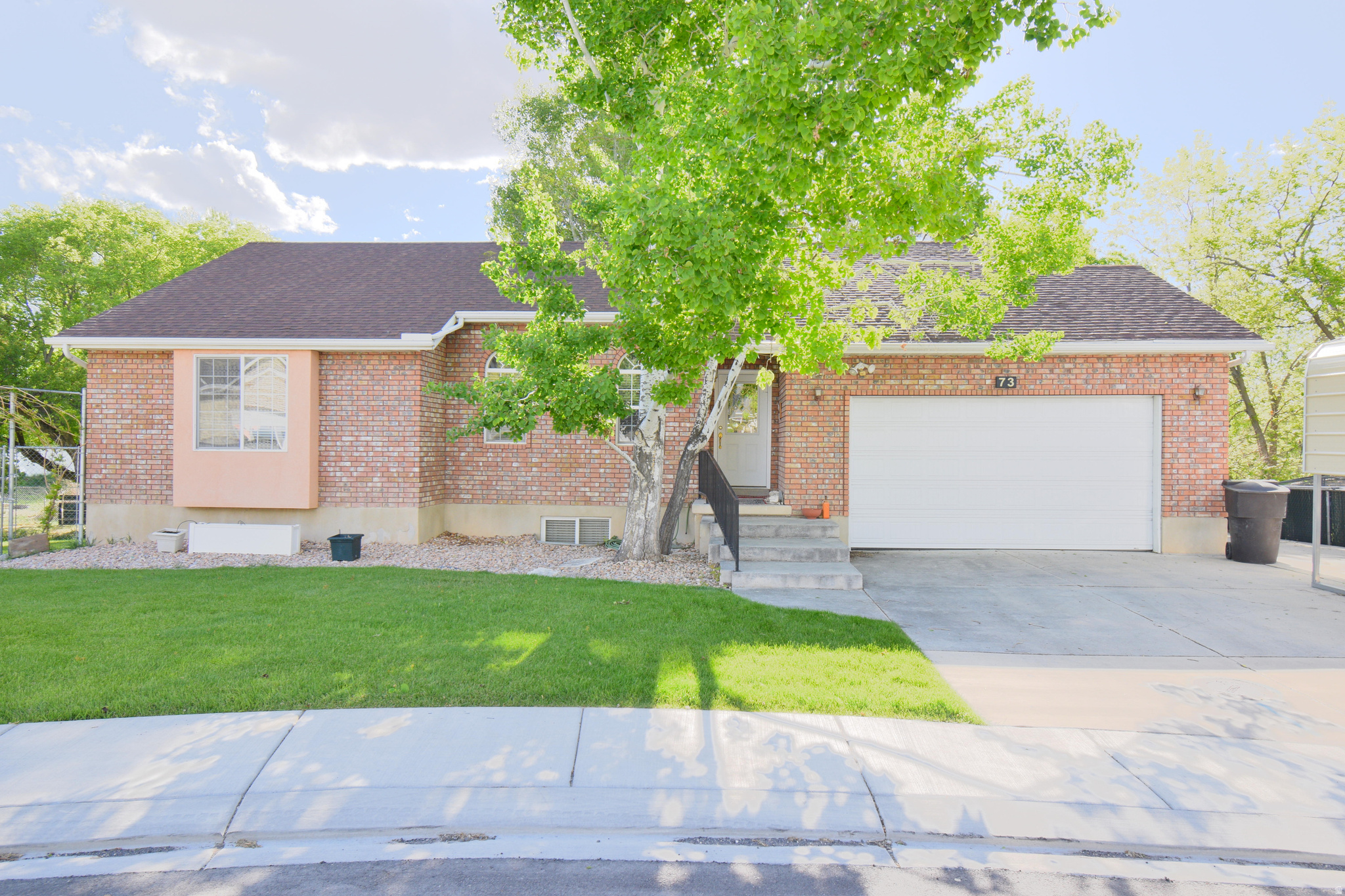 WILLOW TREE PARK SUBD - Residential