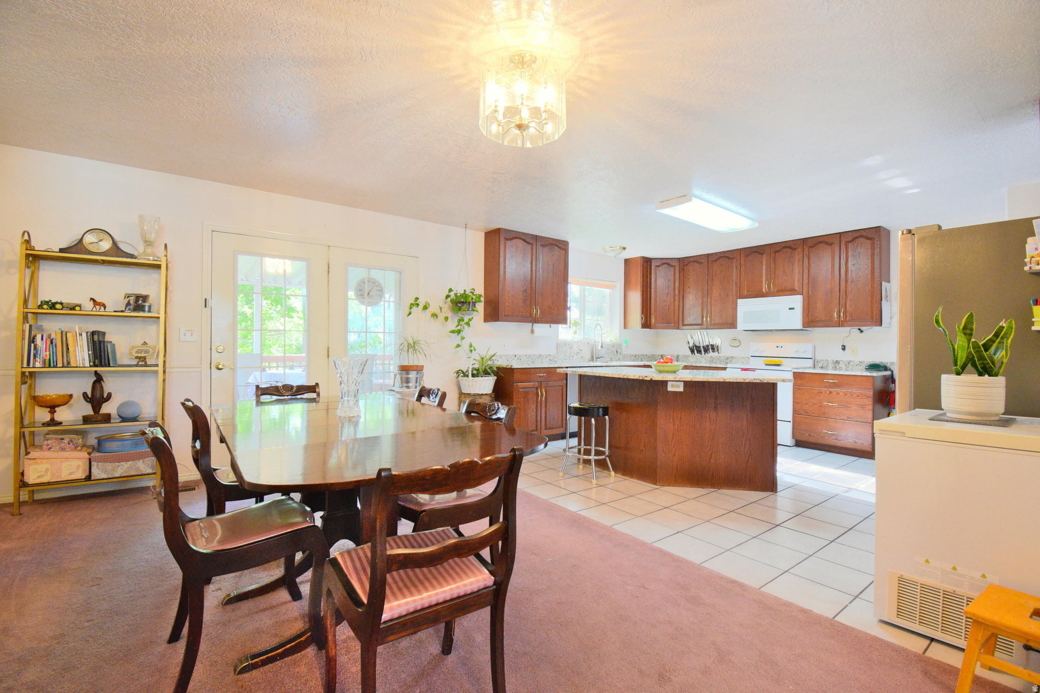 WILLOW TREE PARK SUBD - Residential