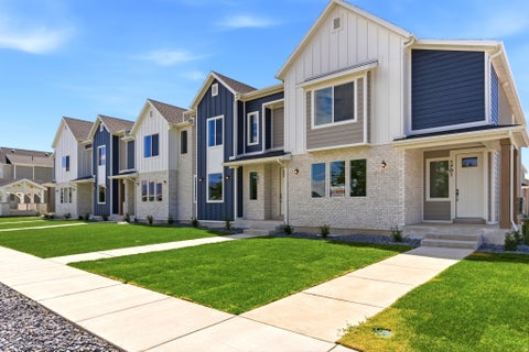 Townhouse For Sale - 1701 W 2700 #225<br/> Davis County, Syracuse, UT 84075