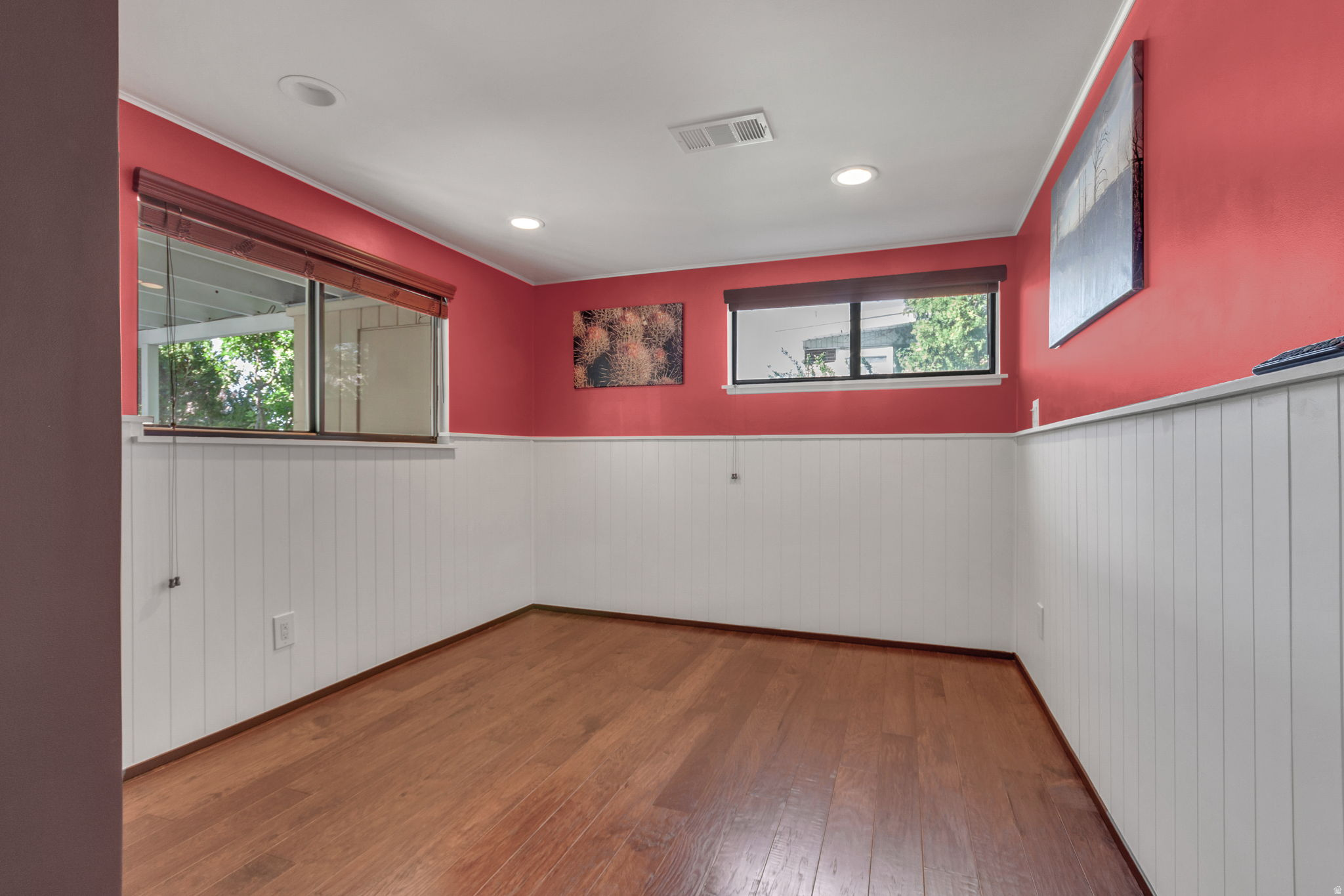 HOLLADAY HILLS - Residential