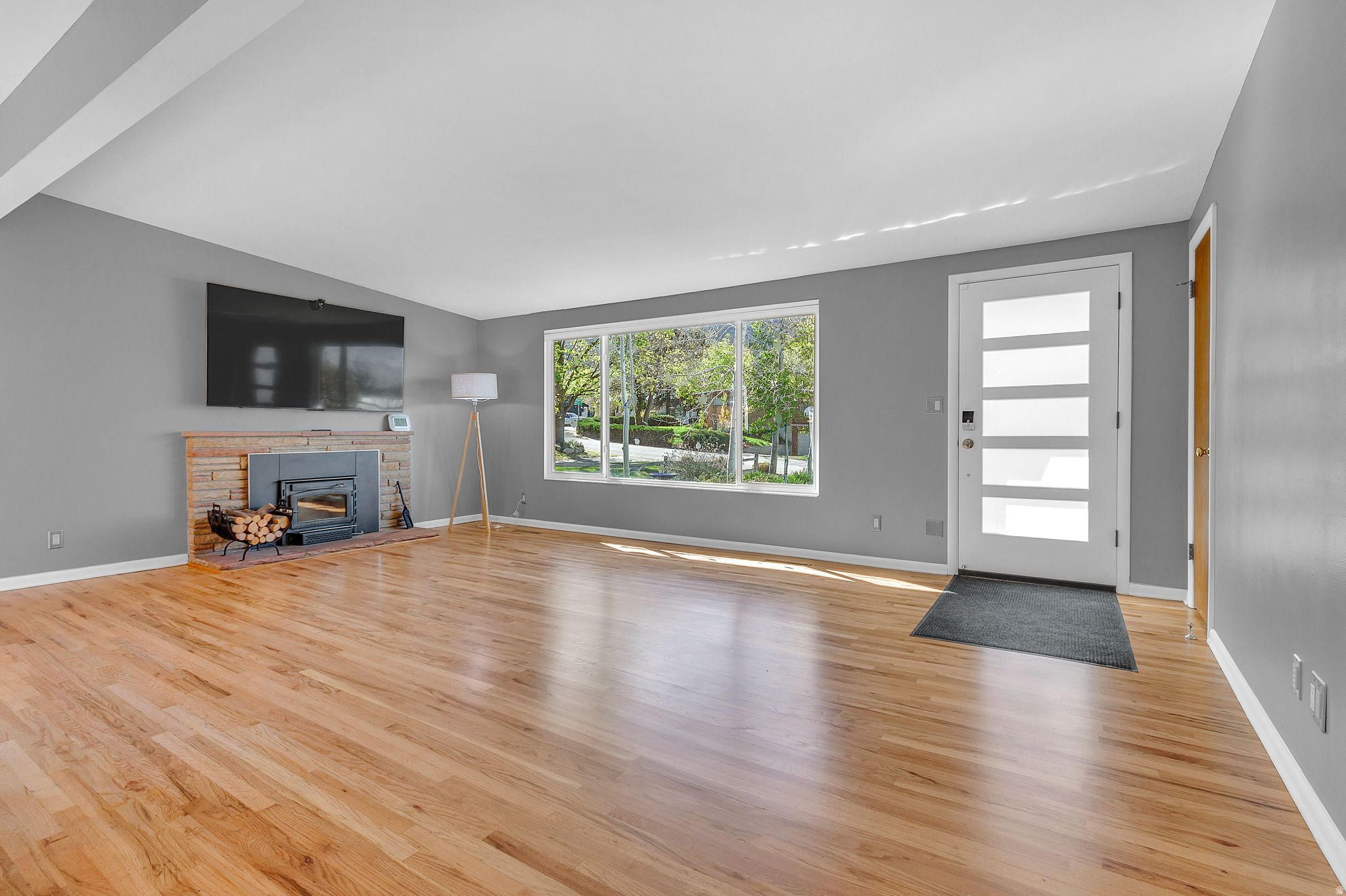 HOLLADAY HILLS - Residential