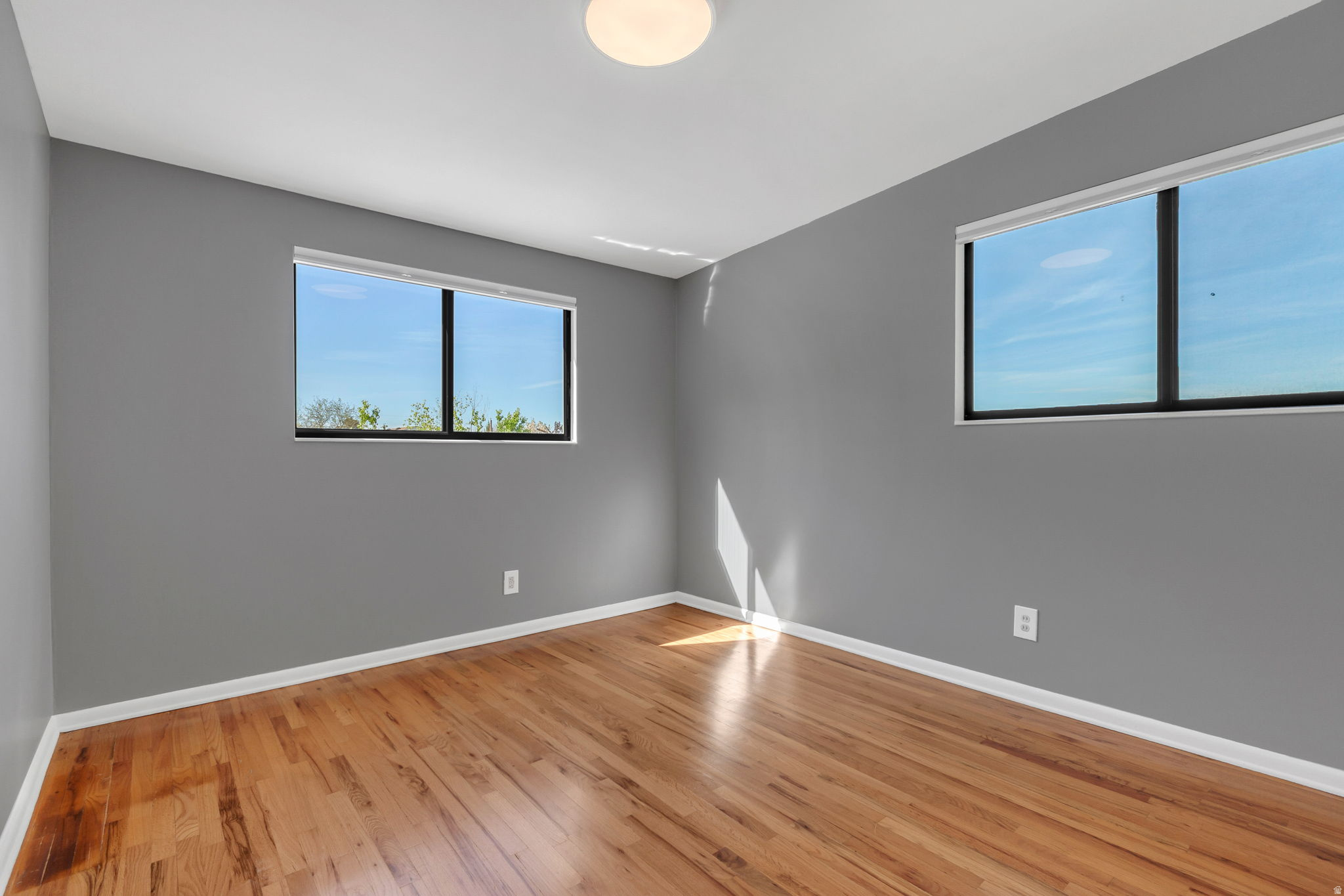 HOLLADAY HILLS - Residential