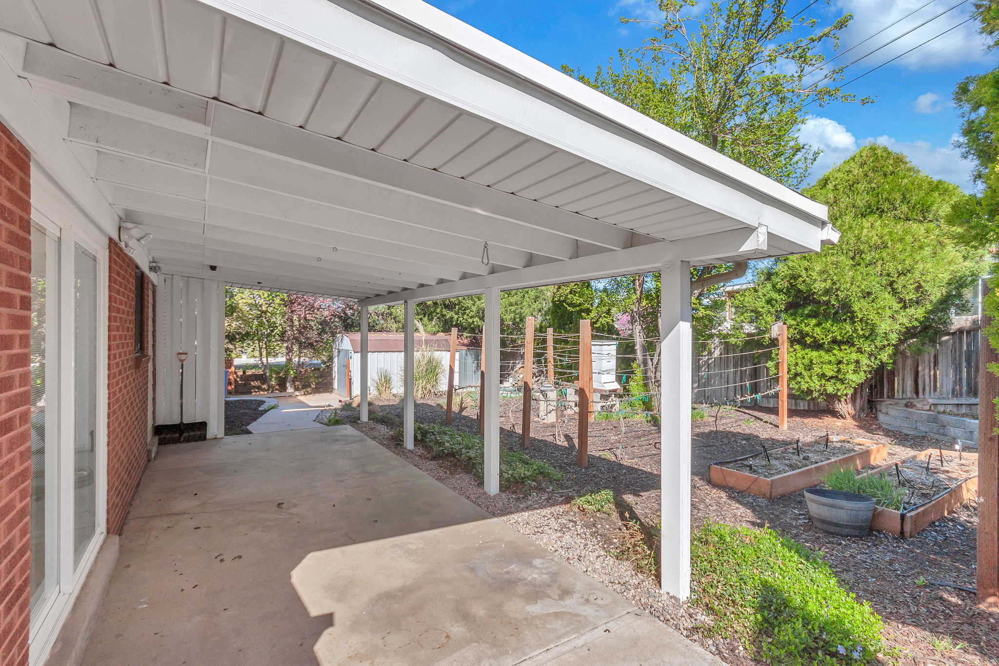 HOLLADAY HILLS - Residential