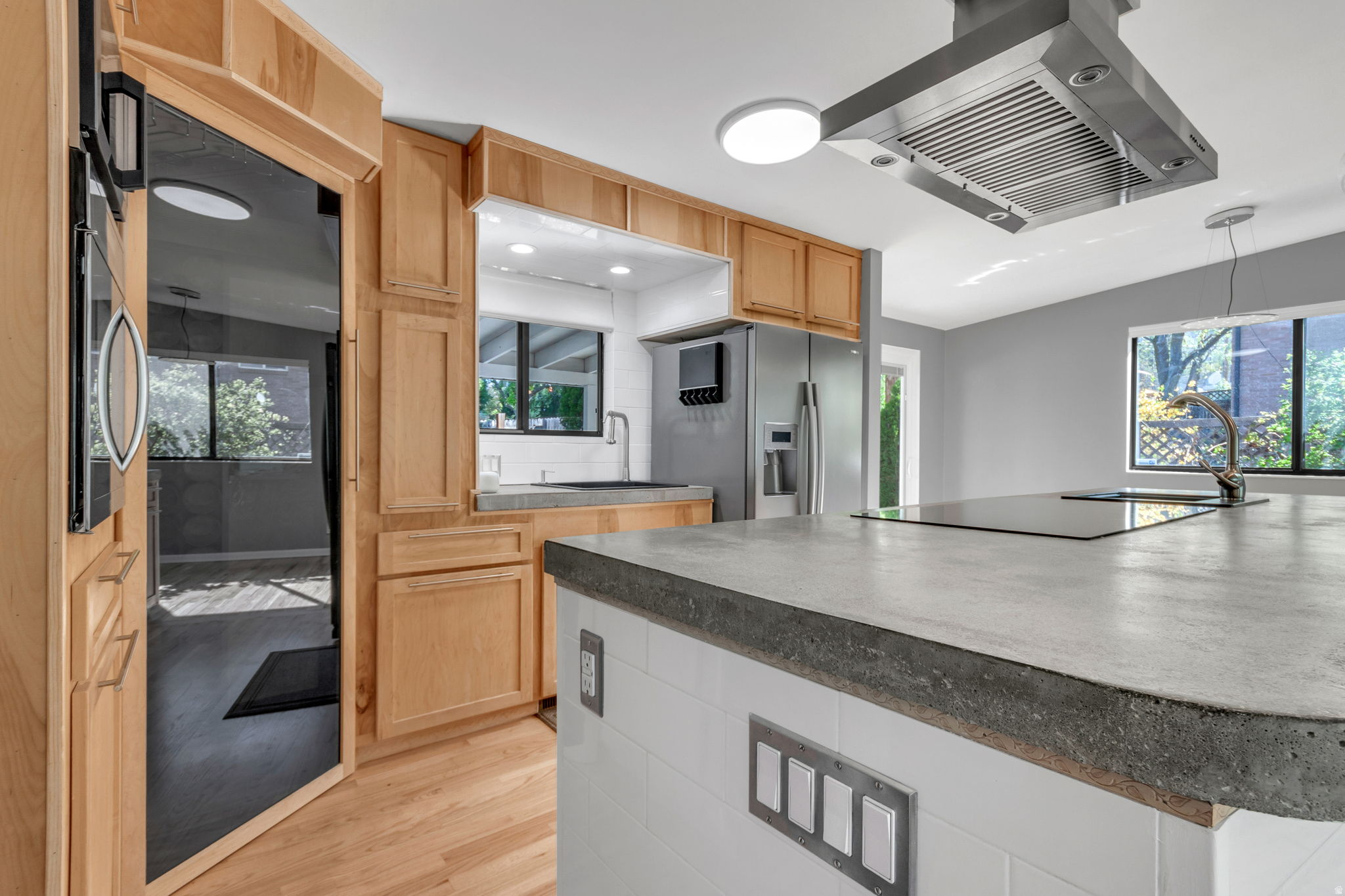 HOLLADAY HILLS - Residential