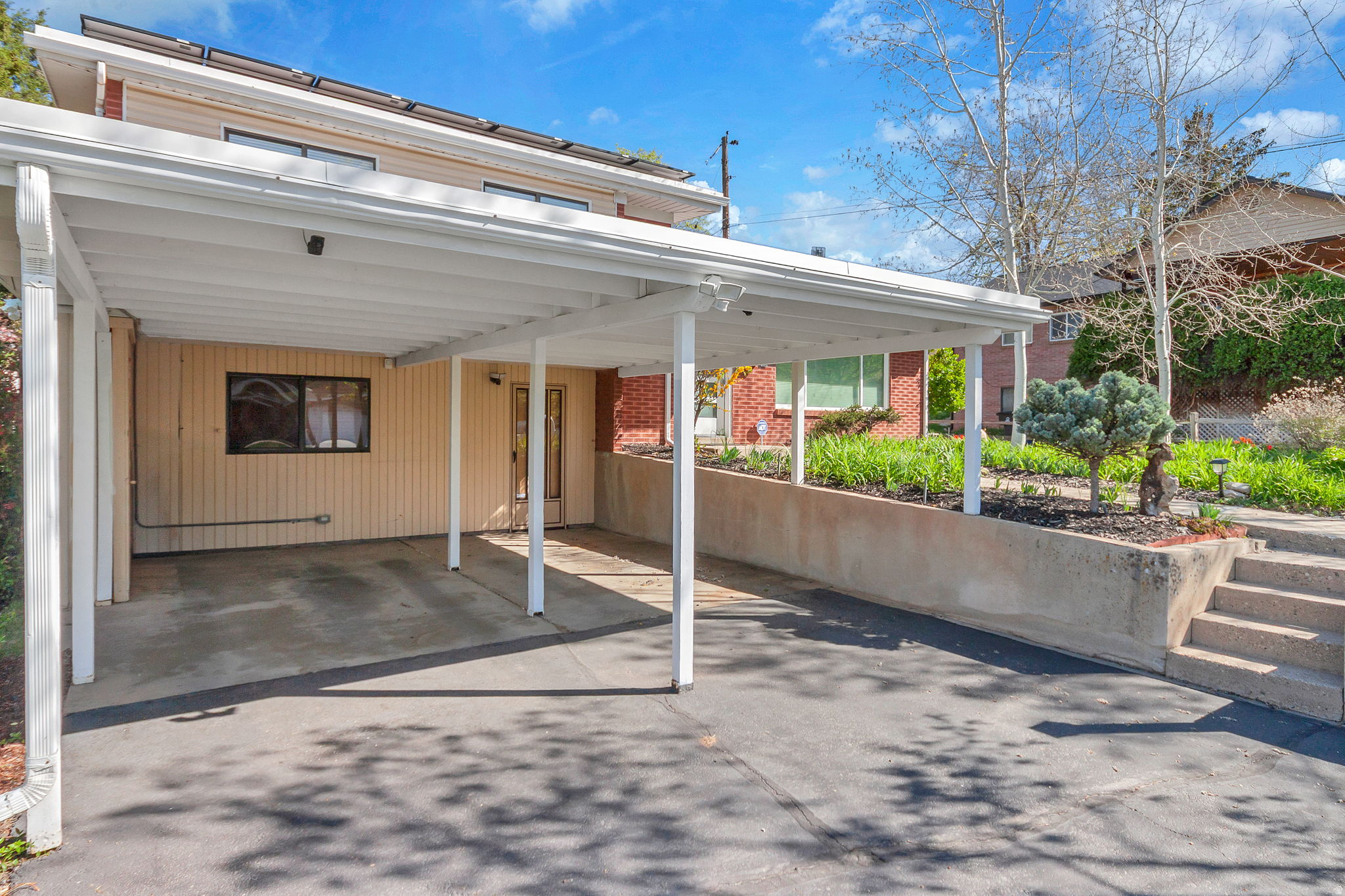 HOLLADAY HILLS - Residential