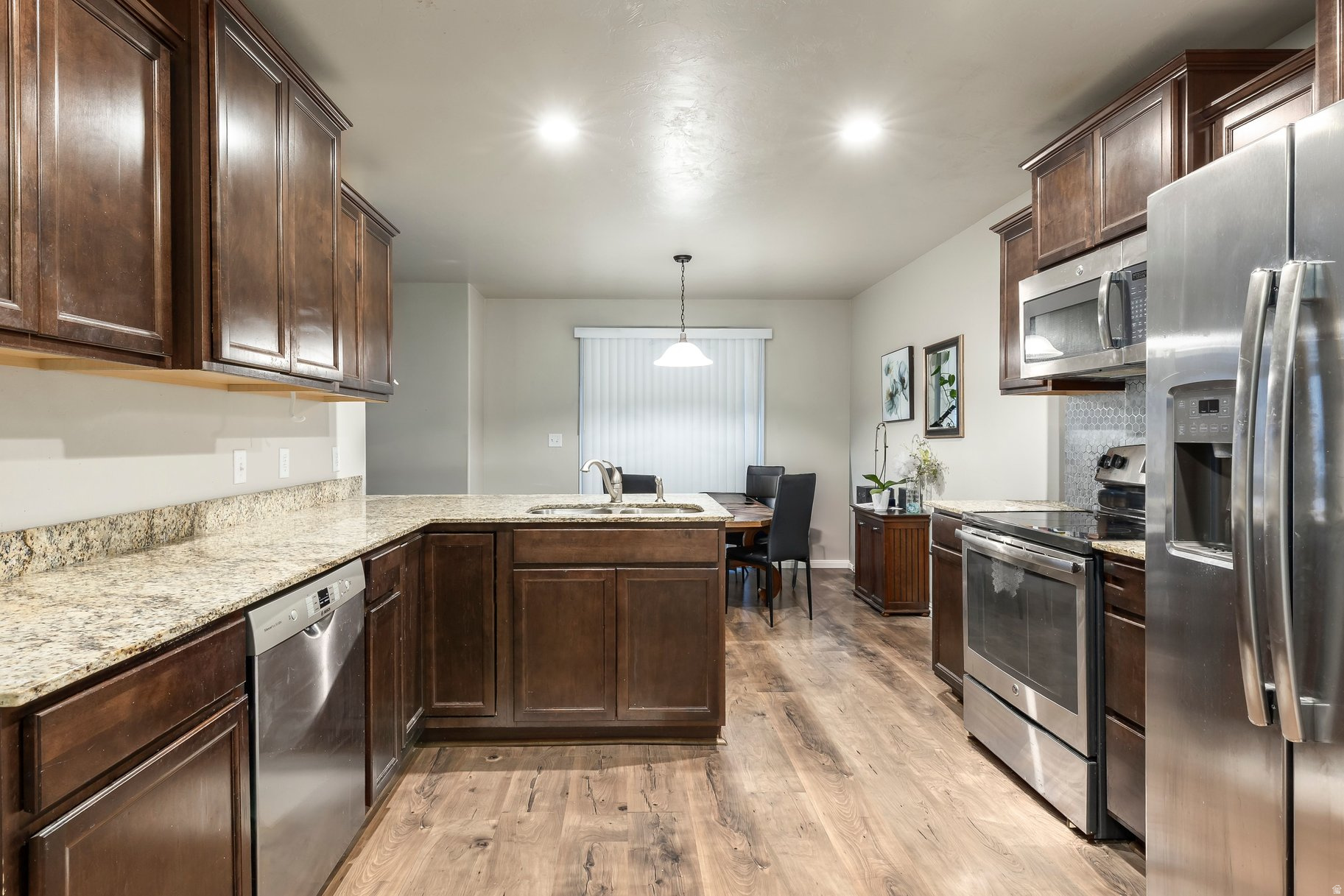 INDEPENDENCE - Residential