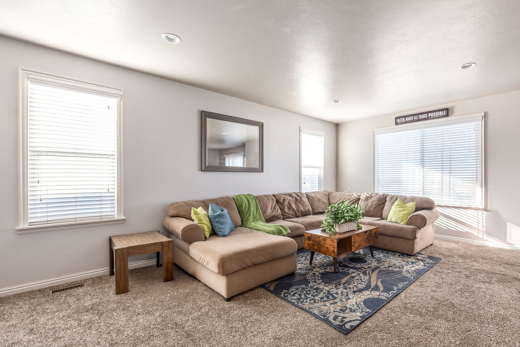 INDEPENDENCE - Residential