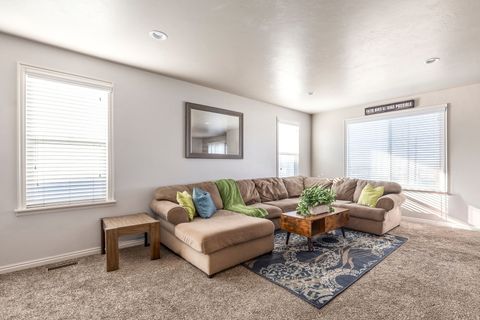 Tiny photo for 688 W GALLANT DR, Bluffdale, UT 84065 (MLS # 2144562)