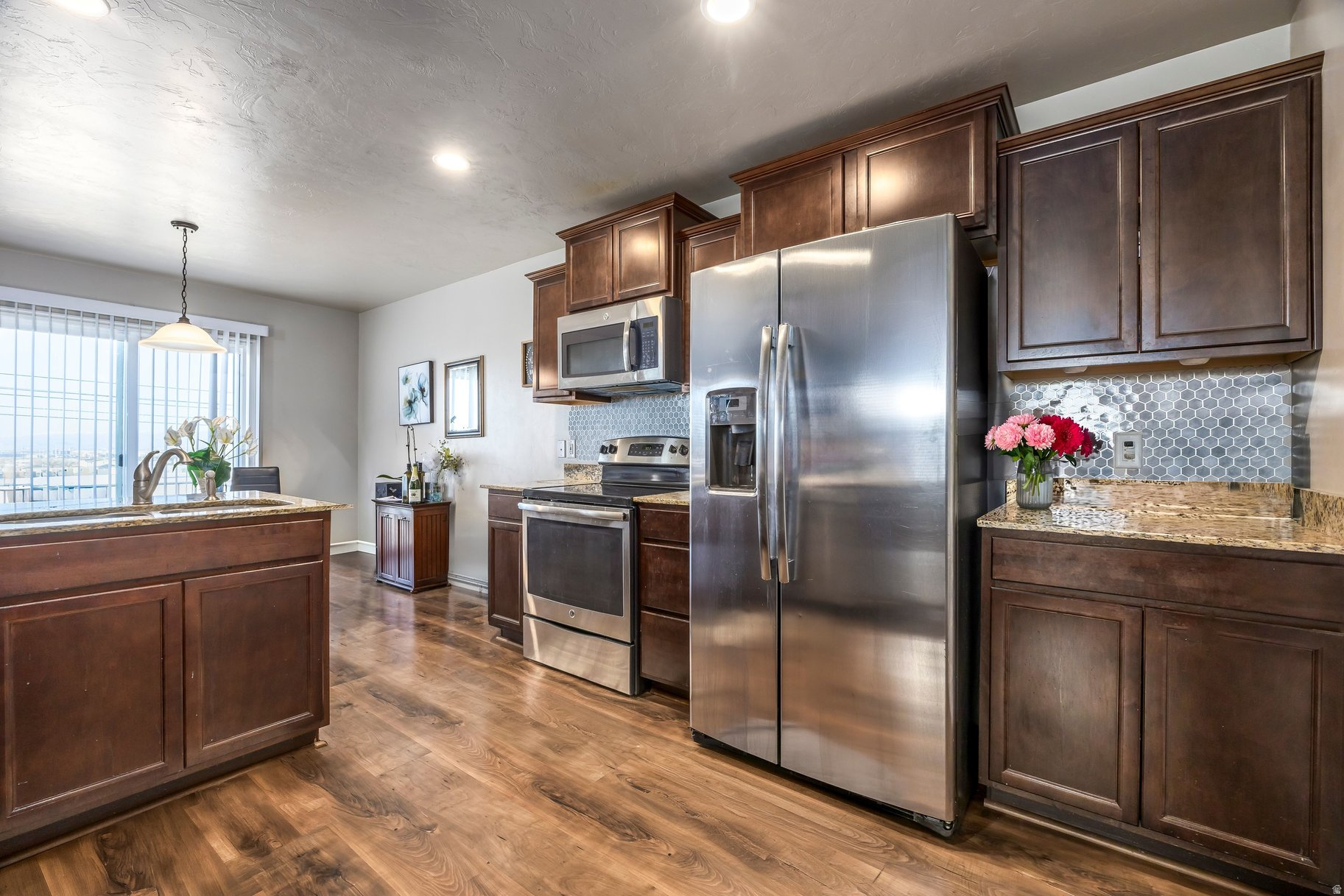 INDEPENDENCE - Residential