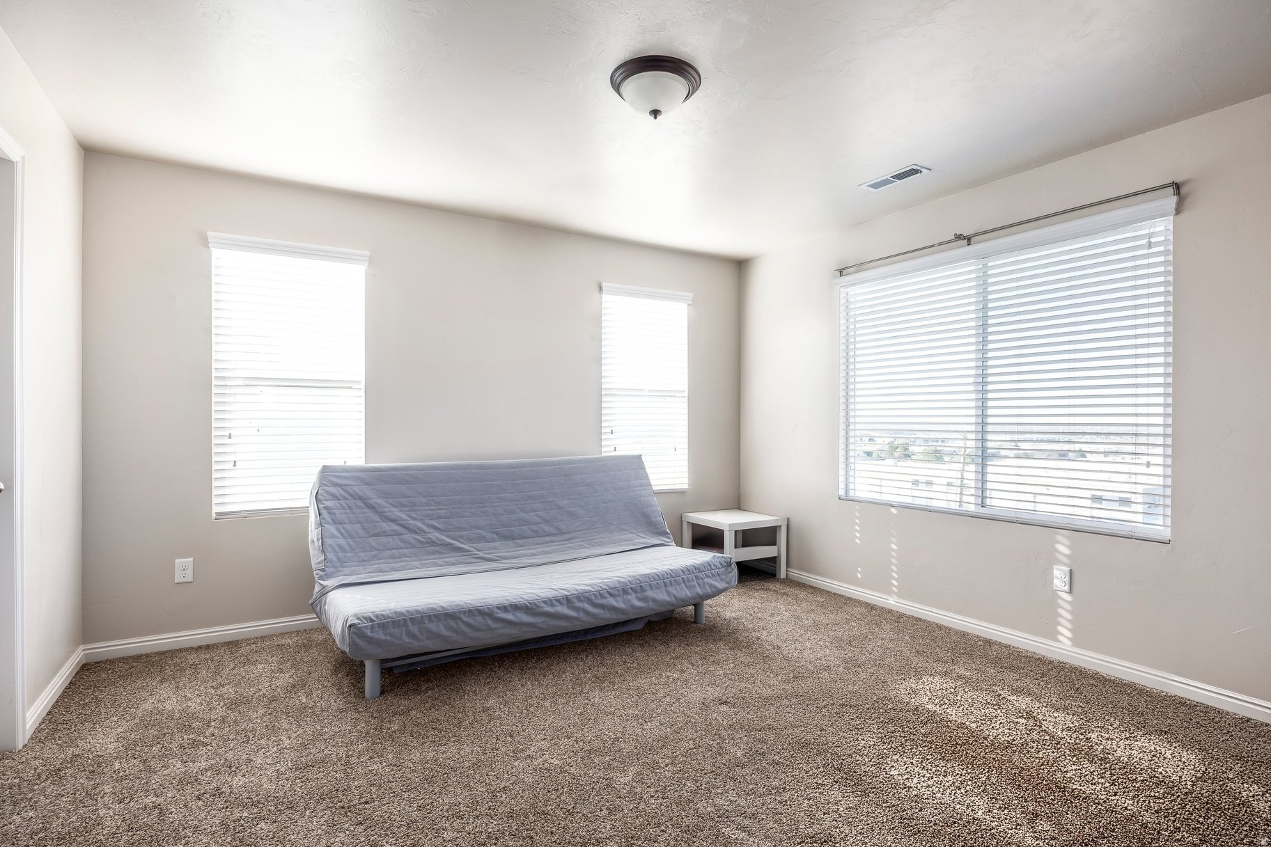 INDEPENDENCE - Residential