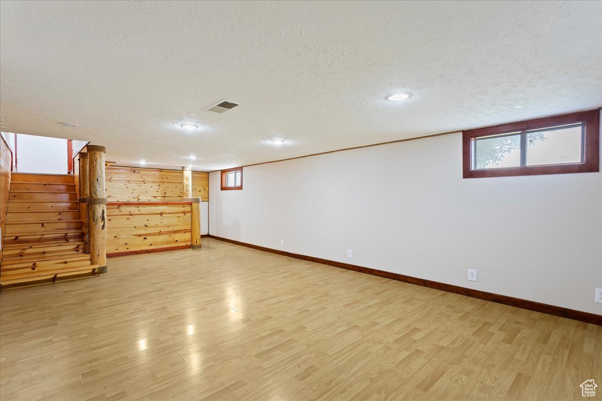 635 E 700, Clearfield, Utah image 37
