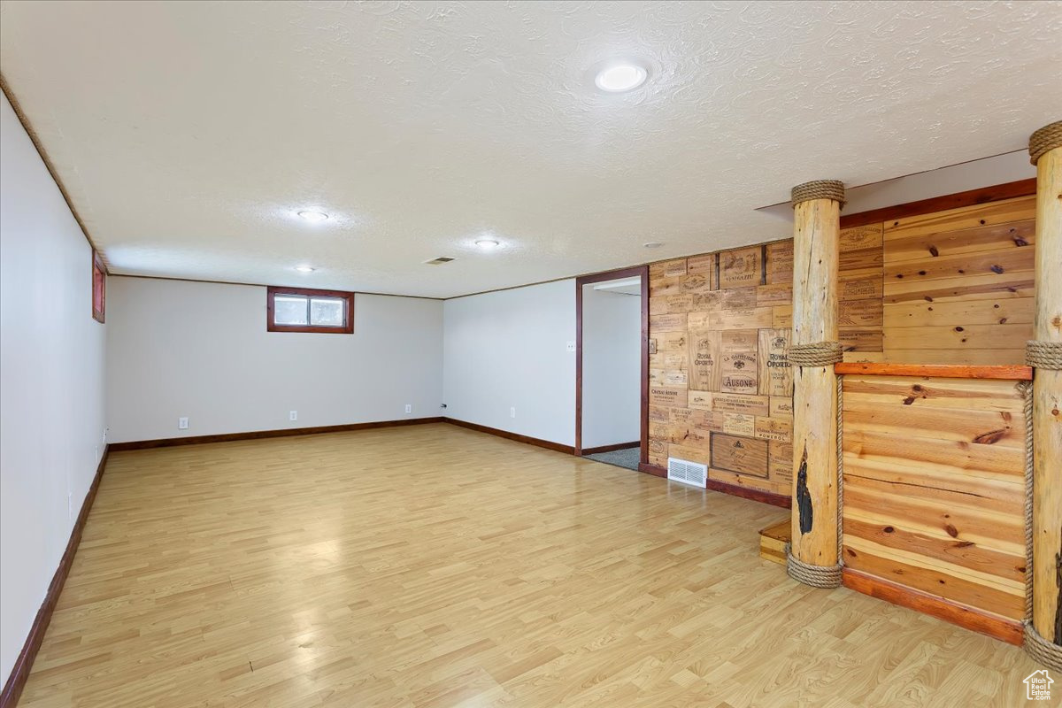 635 E 700, Clearfield, Utah image 34