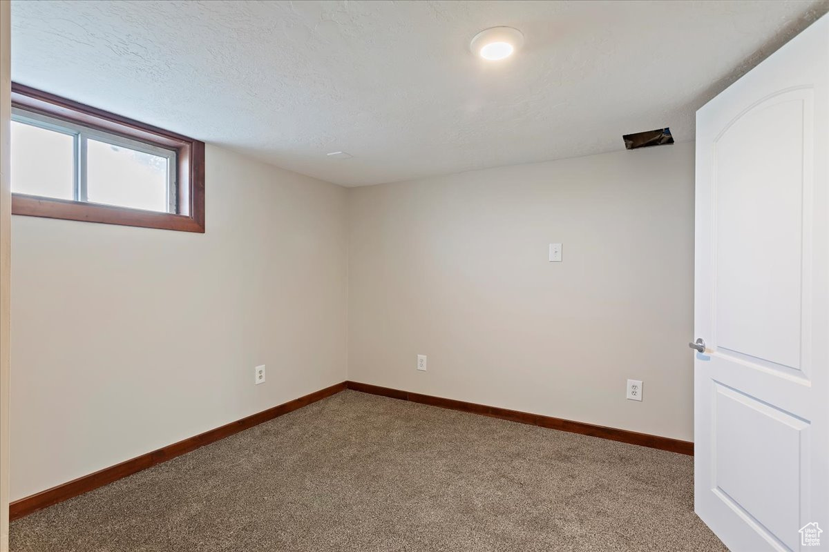 635 E 700, Clearfield, Utah image 46