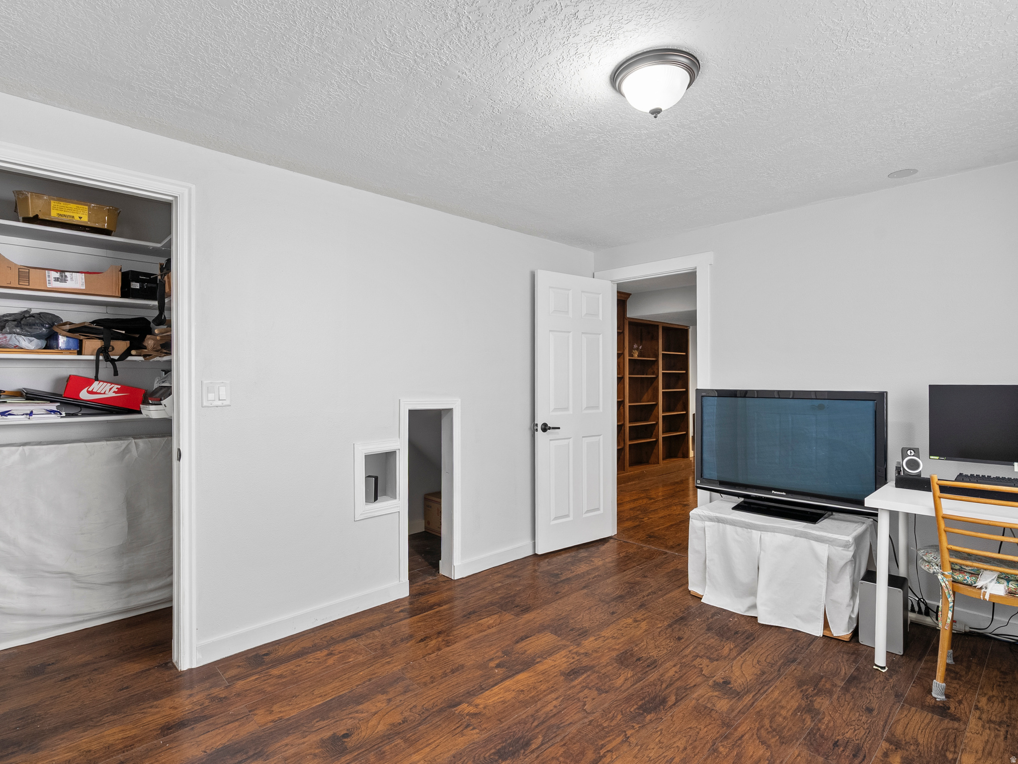 NORTH MEADOW - Residential Income