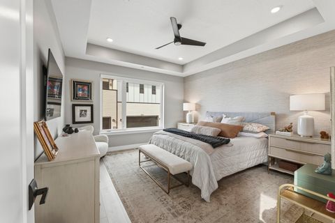 Tiny photo for 4922 BEVERLY CT, Holladay, UT 84117 (MLS # 2162939)