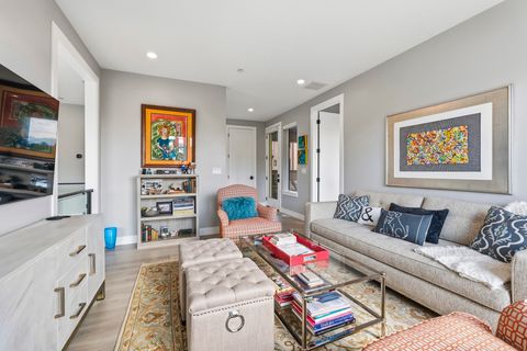 Tiny photo for 4922 BEVERLY CT, Holladay, UT 84117 (MLS # 2162939)