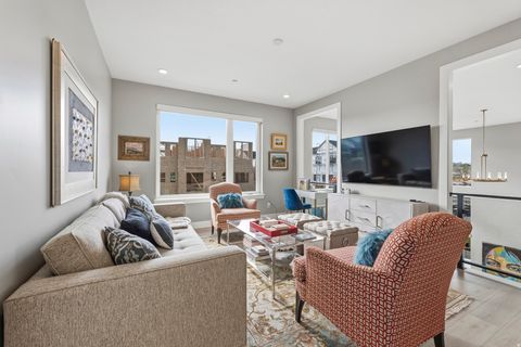 Tiny photo for 4922 BEVERLY CT, Holladay, UT 84117 (MLS # 2162939)