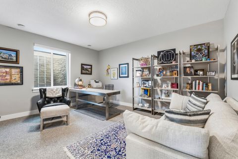 Tiny photo for 4922 BEVERLY CT, Holladay, UT 84117 (MLS # 2162939)