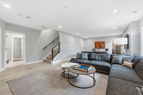 Tiny photo for 4922 BEVERLY CT, Holladay, UT 84117 (MLS # 2162939)