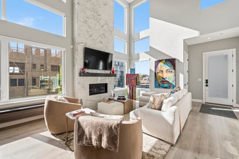 Photo of 4922 BEVERLY CT, Holladay, UT 84117 (MLS # 2162939)