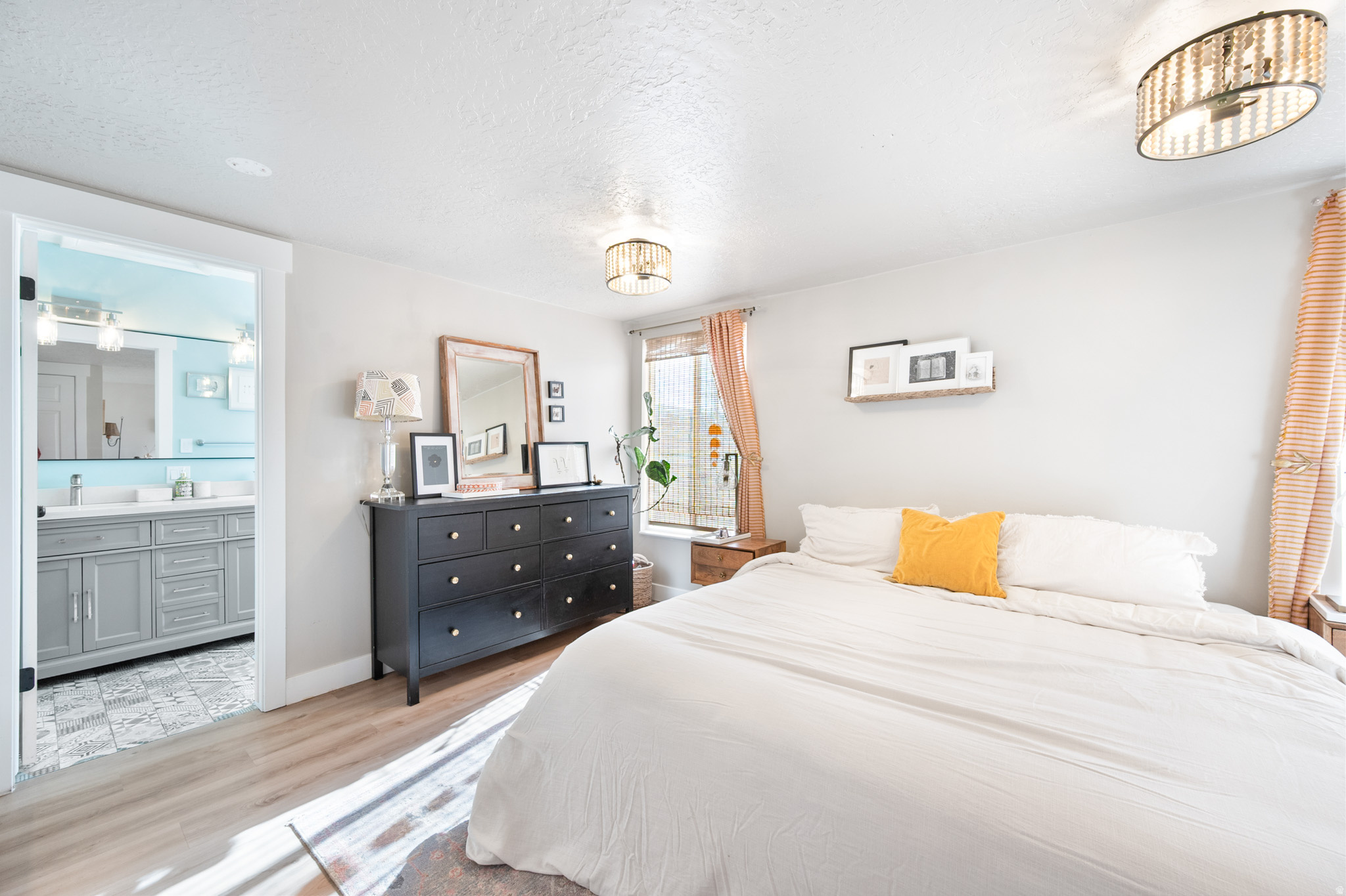 MEADOWS - Residential