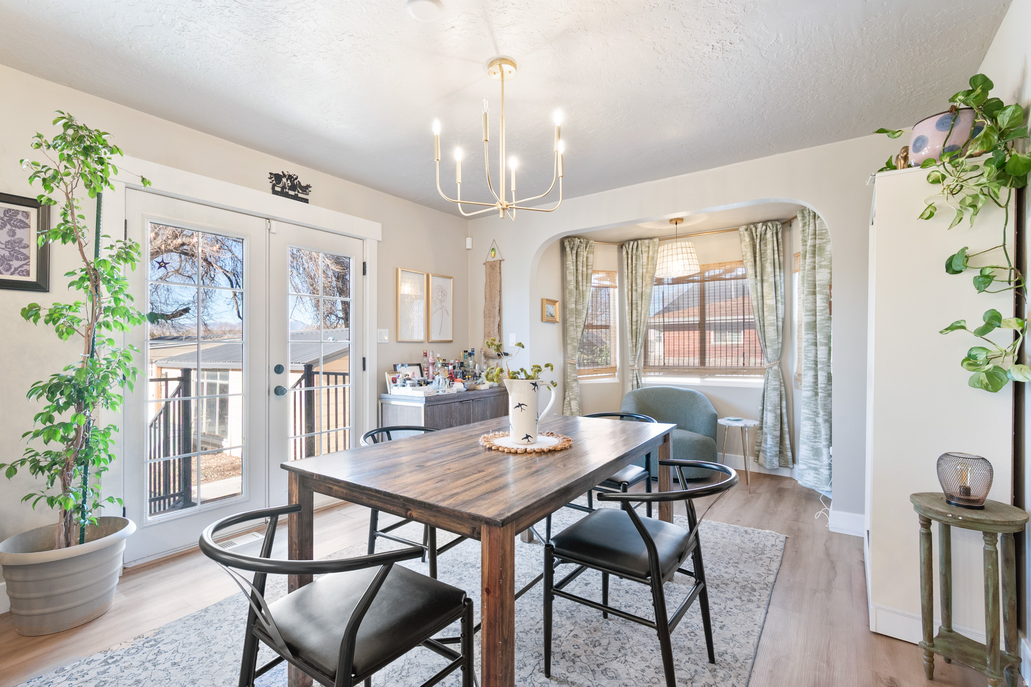 MEADOWS - Residential