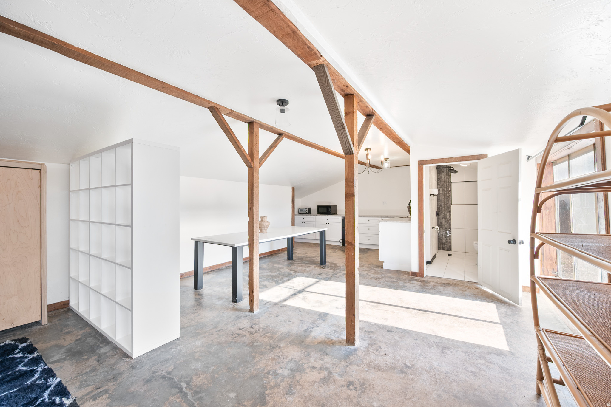 MEADOWS - Residential