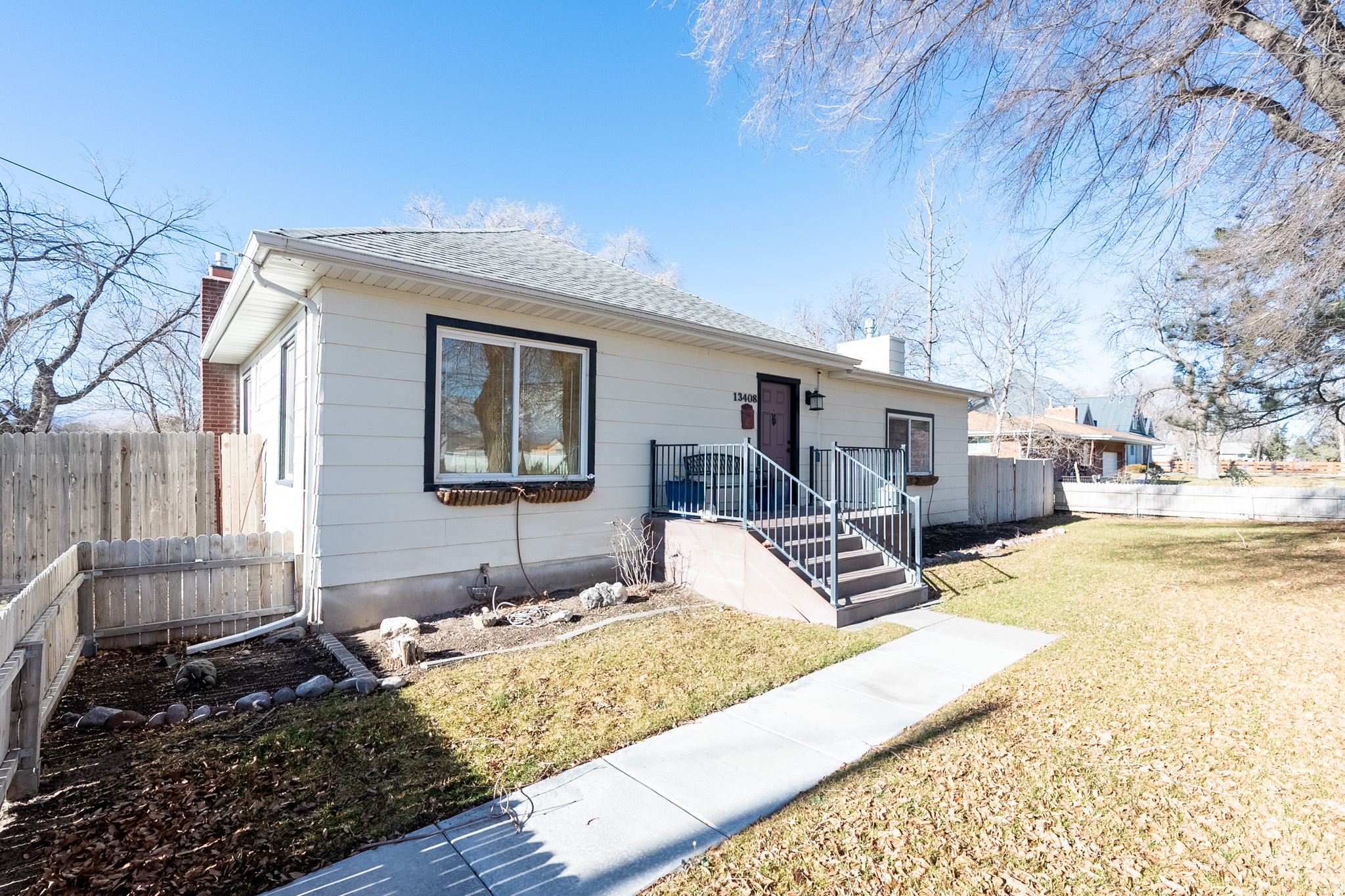 MEADOWS - Residential