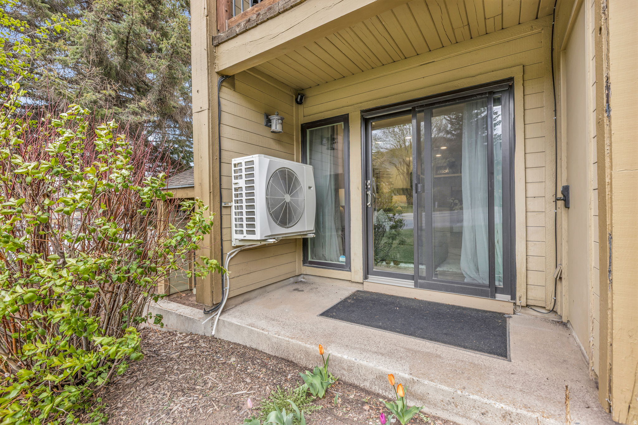 SNOWCREST - Residential