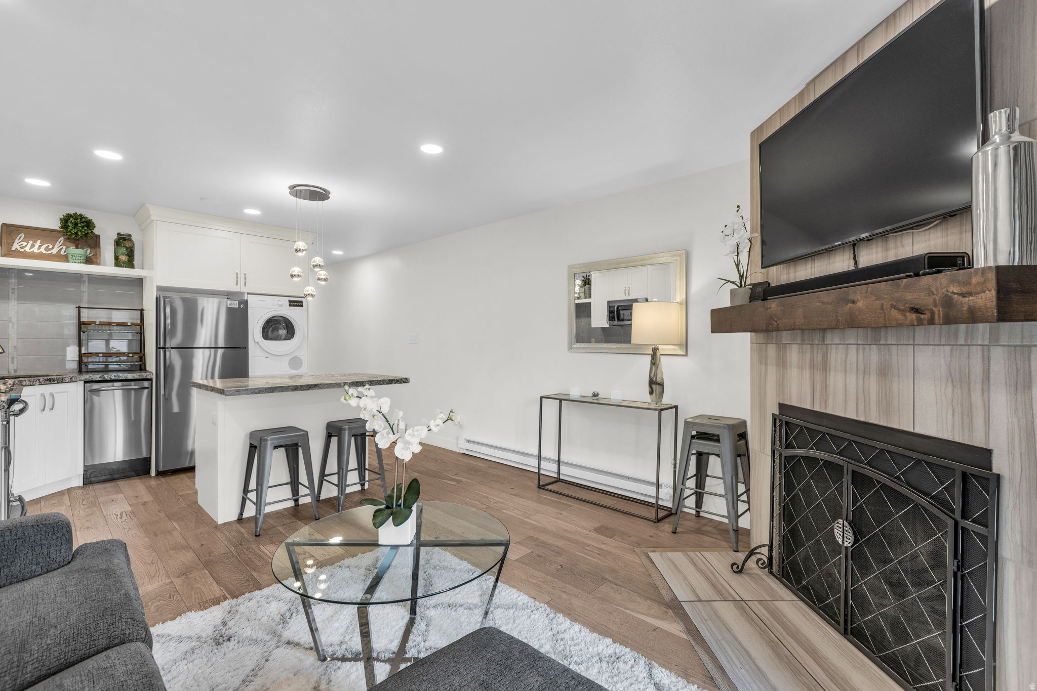 SNOWCREST - Residential