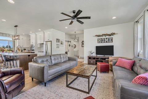 Tiny photo for 496 E 1200 N, Mapleton, UT 84664 (MLS # 2165779)