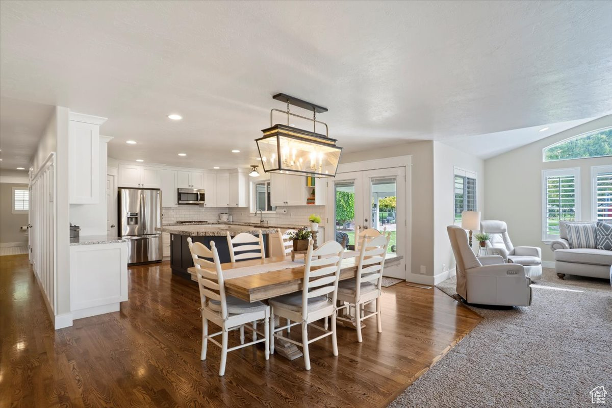 SEEMORE COUNTRY ESTATES - Residential