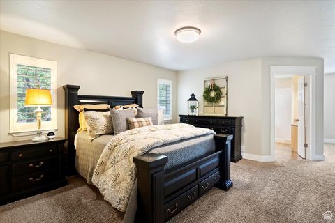 Tiny photo for 256 SEEMORE DR, Kaysville, UT 84037 (MLS # 2117656)