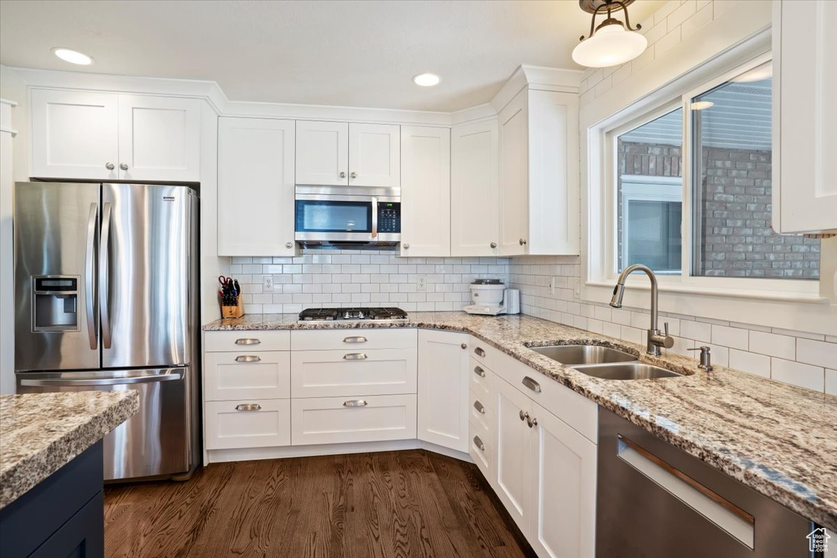 SEEMORE COUNTRY ESTATES - Residential