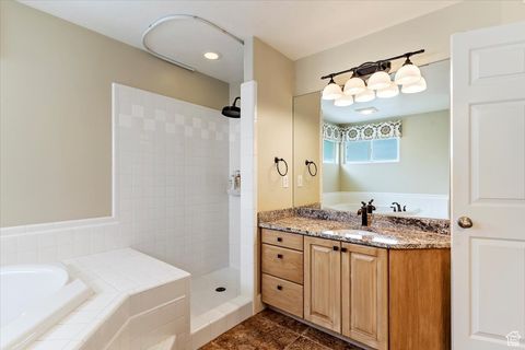 Tiny photo for 256 SEEMORE DR, Kaysville, UT 84037 (MLS # 2117656)