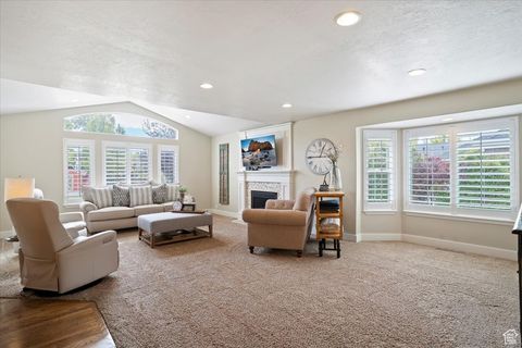 Tiny photo for 256 SEEMORE DR, Kaysville, UT 84037 (MLS # 2117656)