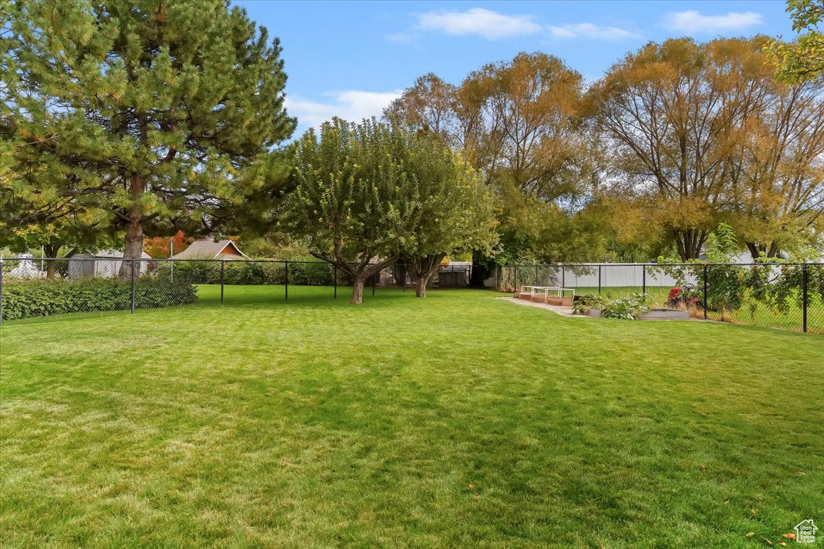 SEEMORE COUNTRY ESTATES - Residential