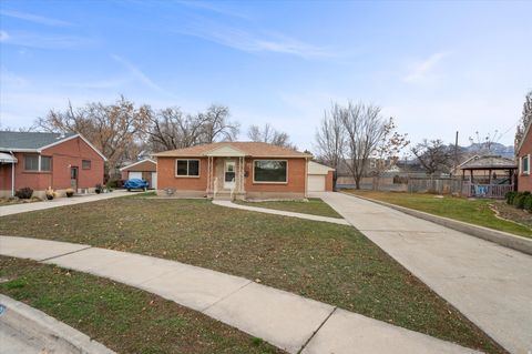 Tiny photo for 221 W OLYMPUS CIR, Midvale, UT 84047 (MLS # 2127715)