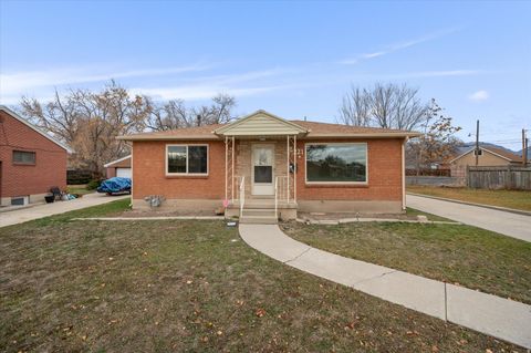 Photo of 221 W OLYMPUS CIR, Midvale, UT 84047 (MLS # 2127715)