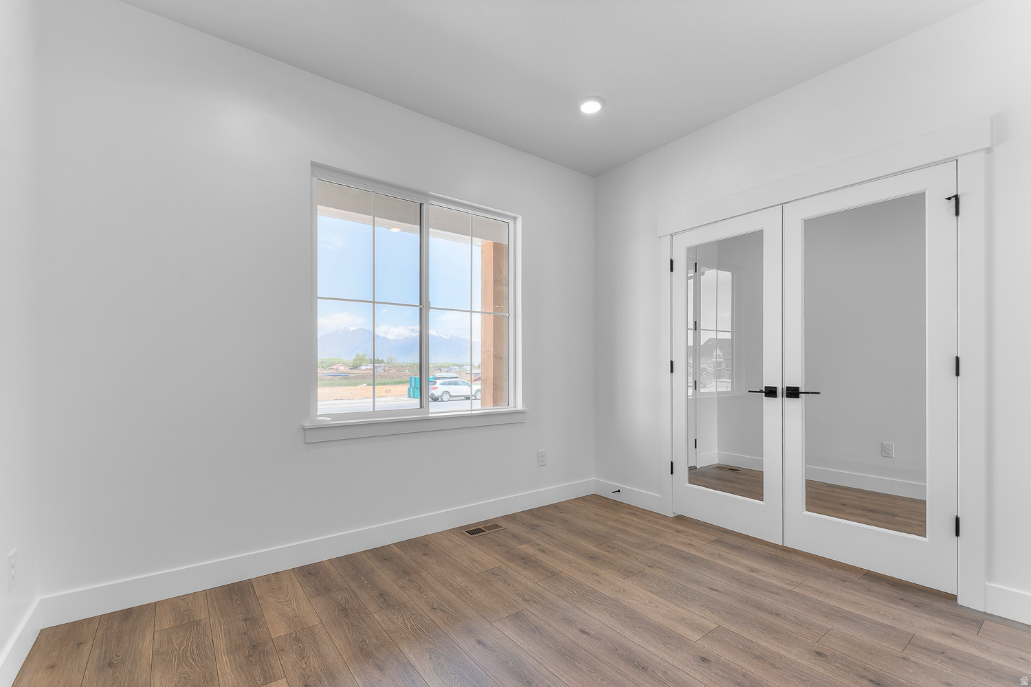 VIRIDIAN - Residential