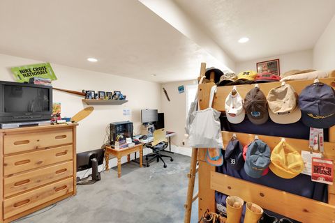 Tiny photo for 136 N 700 W, Kaysville, UT 84037 (MLS # 2142075)