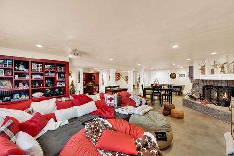 Tiny photo for 136 N 700 W, Kaysville, UT 84037 (MLS # 2142075)